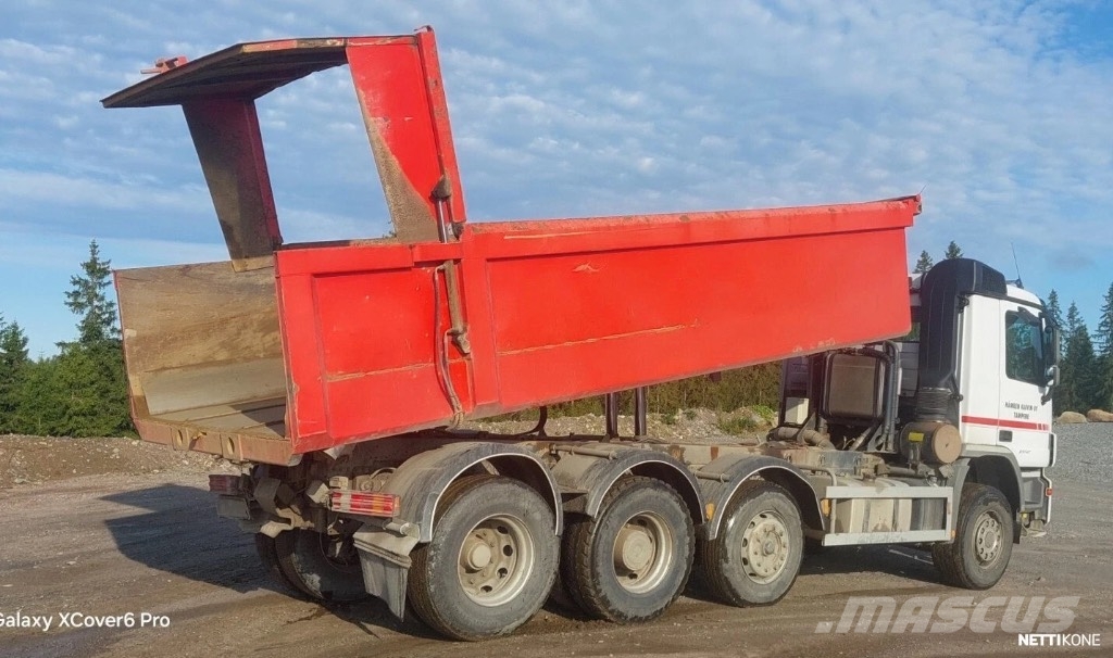 Sisu DK 12 M ダンプ