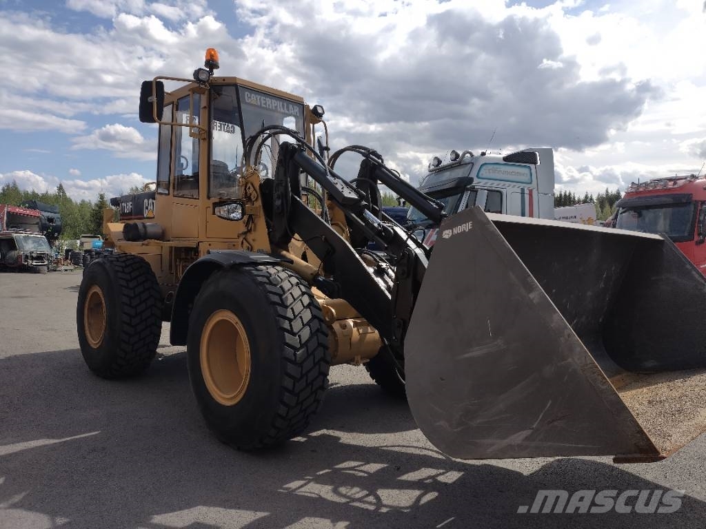 CAT IT18 F Hieno kone, pikakiinike,lisähydr. لوادر بعجل
