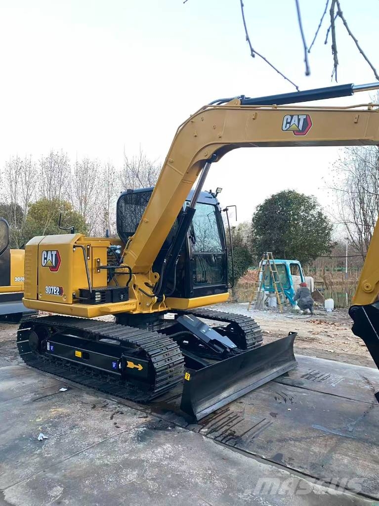 CAT 307 E2 Середні екскаватори 7т. - 12т.