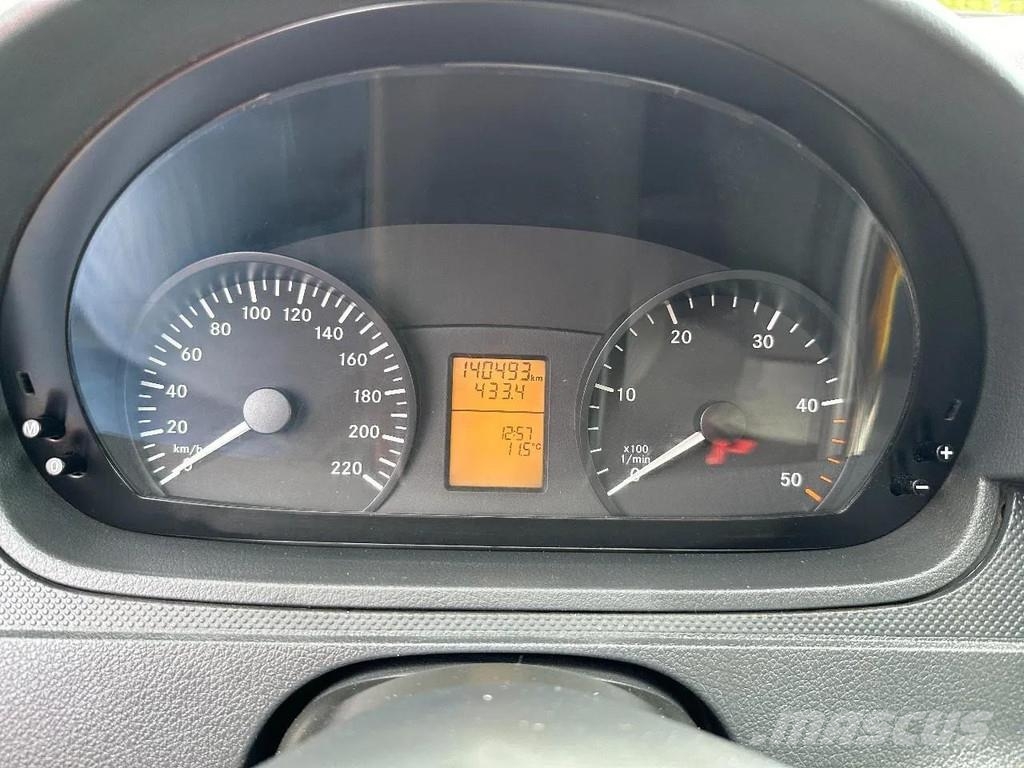 Mercedes-Benz Vito Jakeluautot