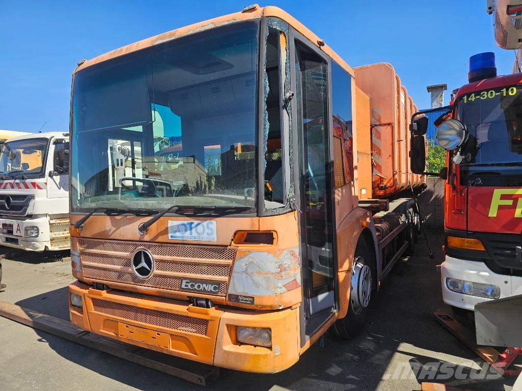 Mercedes-Benz Econic 2628 Contenedores especiales