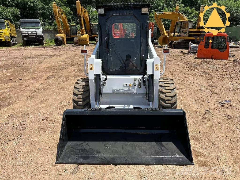 Bobcat S 350 لوادر انزلاقية التوجيه