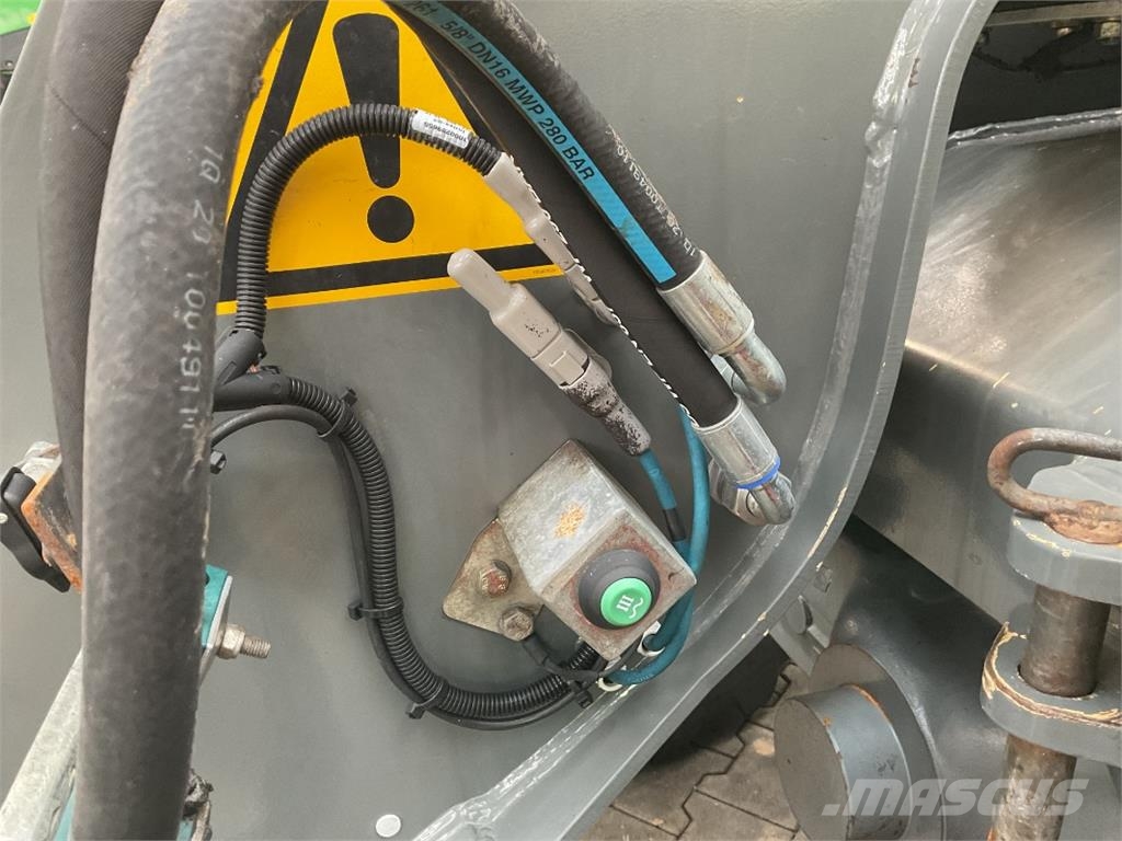 CLAAS Scorpion 6030 Varipower مناولات متداخلة