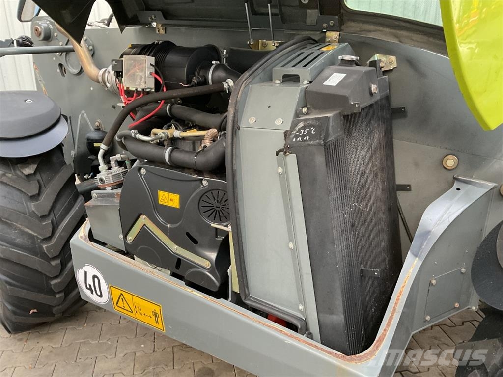 CLAAS Scorpion 6030 Varipower مناولات متداخلة