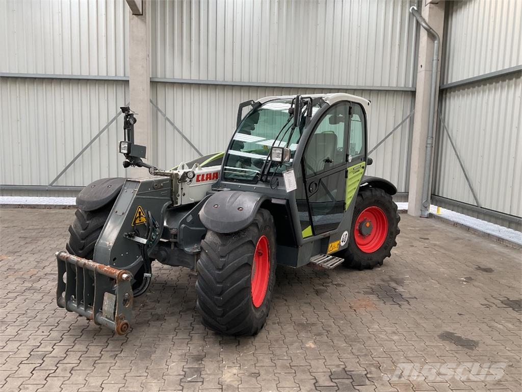 CLAAS Scorpion 6030 Varipower مناولات متداخلة