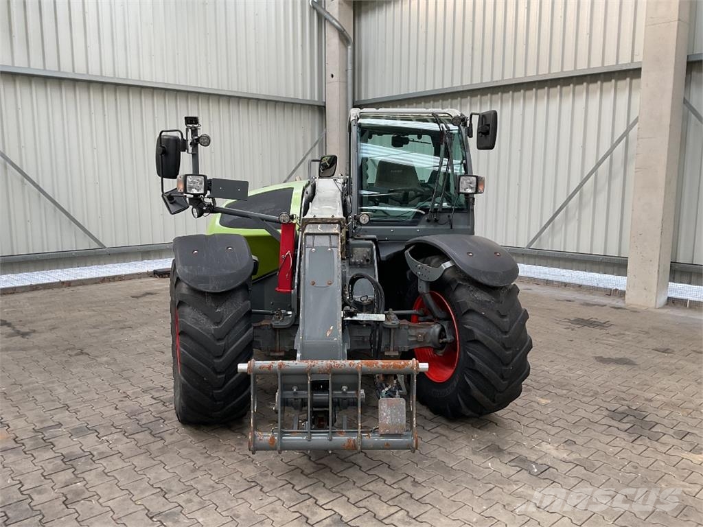 CLAAS Scorpion 6030 Varipower مناولات متداخلة