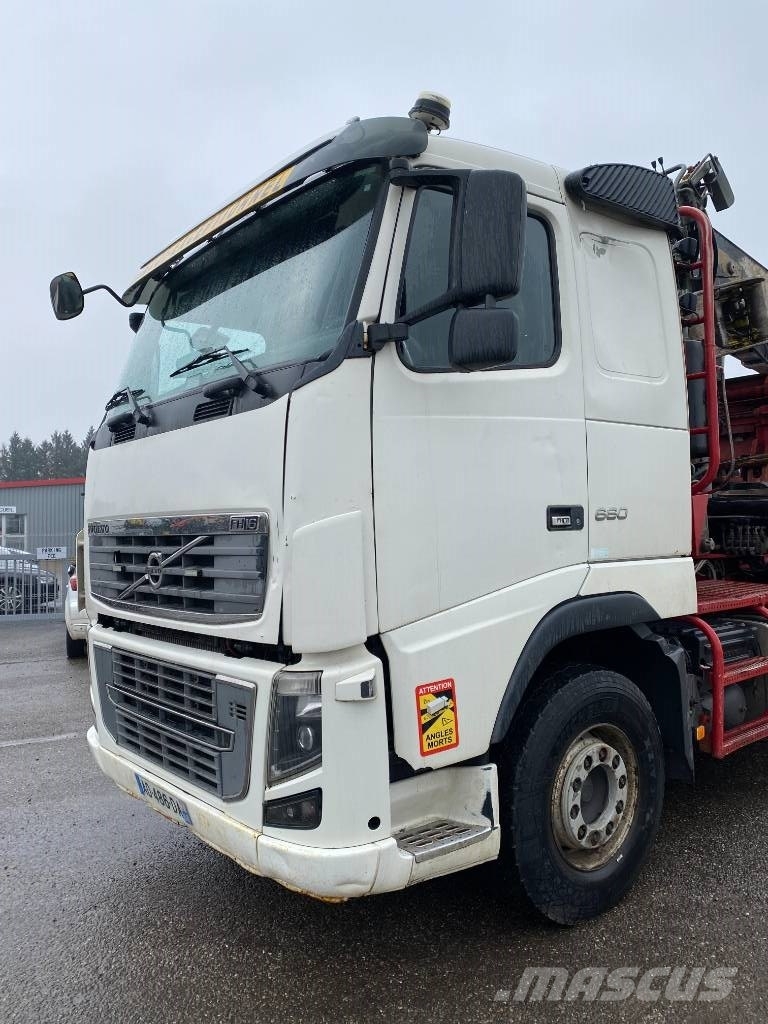 Volvo FH 660 RETARDER /DIEBOLT D2887 2017 endommagé Camiões de transporte de troncos