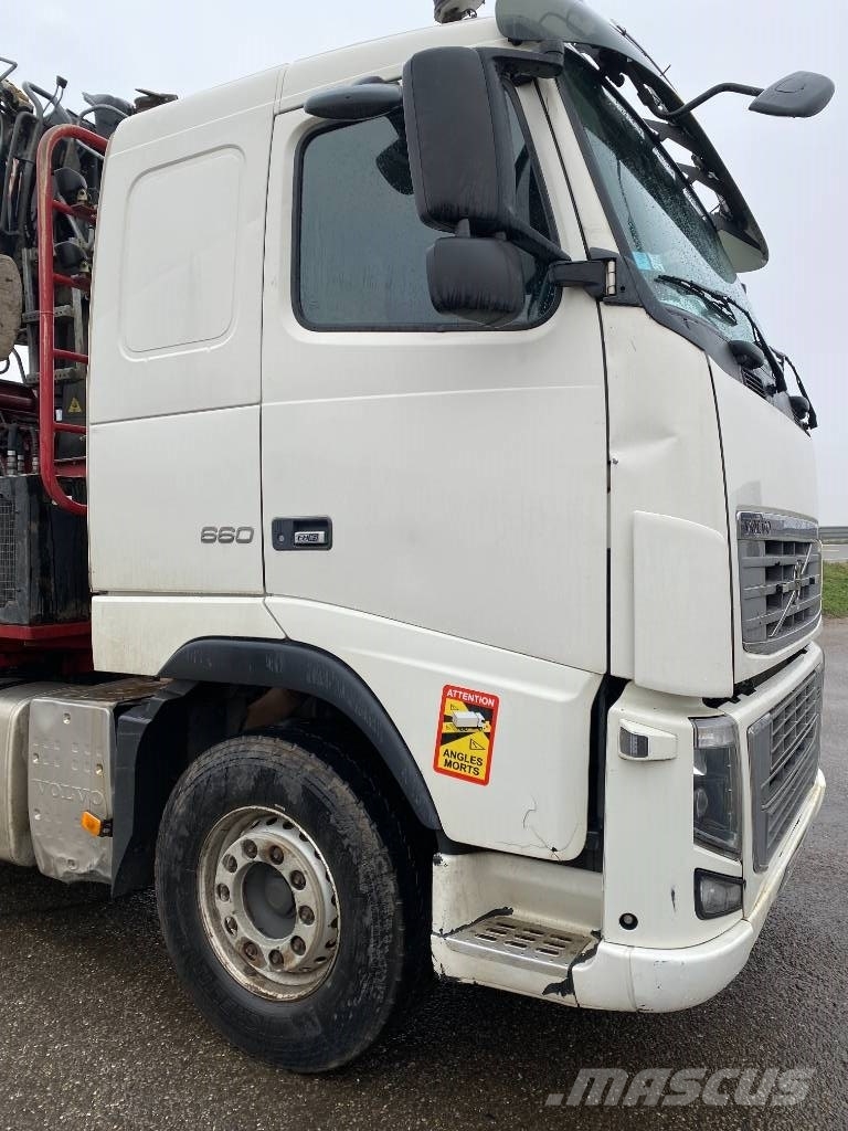 Volvo FH 660 RETARDER /DIEBOLT D2887 2017 endommagé Camiões de transporte de troncos