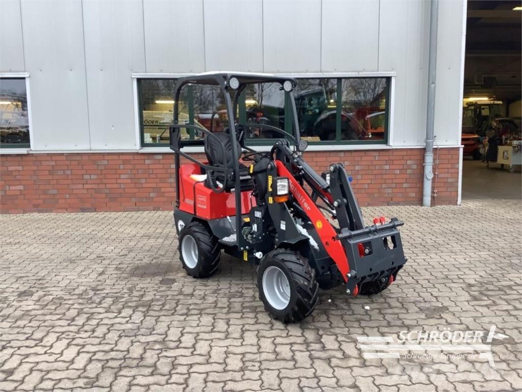 Schäffer 1622 Front loaders and diggers