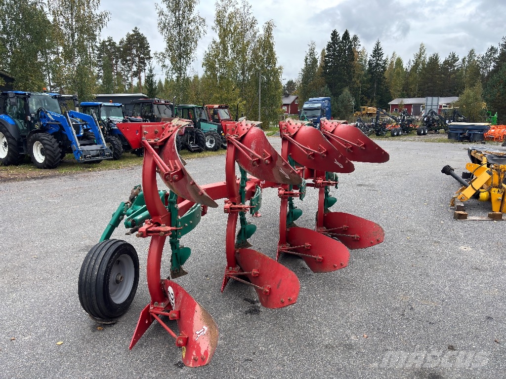 Kverneland S150 4 siipinen Arados reversibles