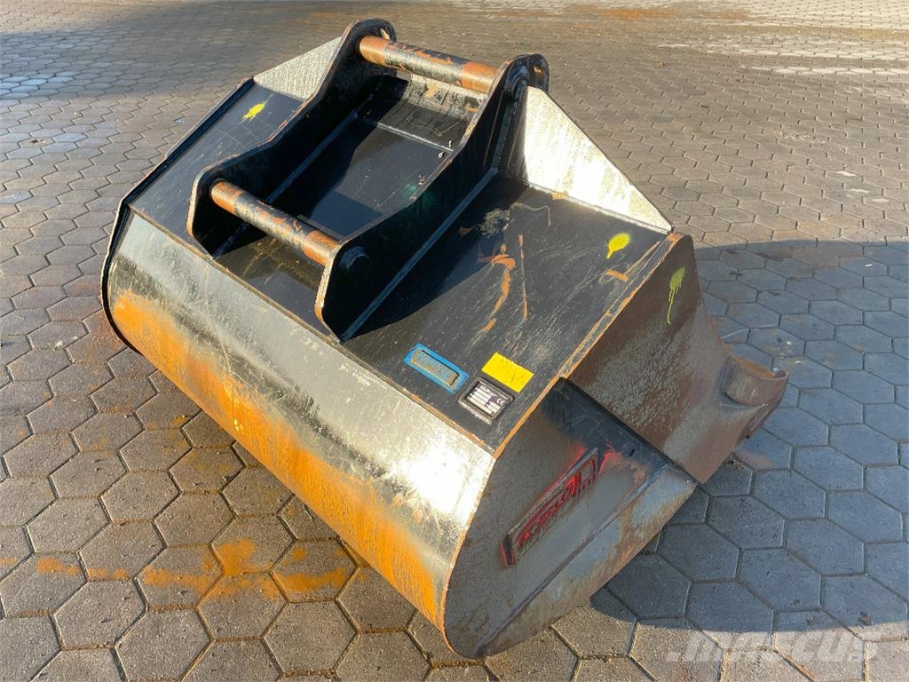 TIEFLÖFFEL 1700 MM BREIT, Farm machinery