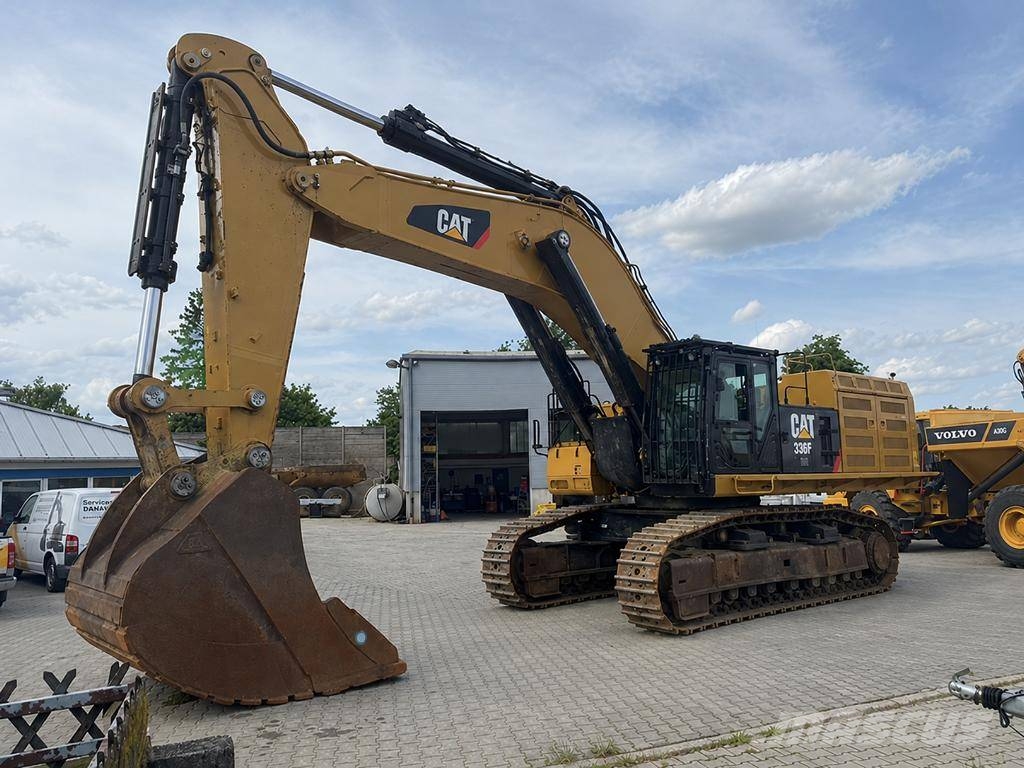 CAT 390FL ME Kāpurķēžu ekskavatori