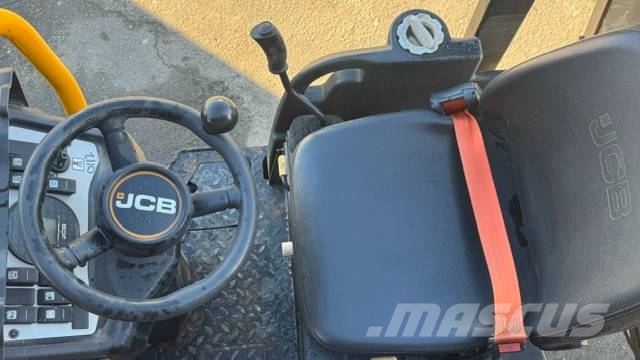JCB CT 160-80 Tandemové válce