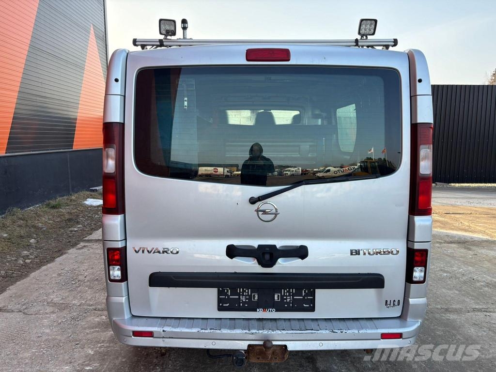 Opel VIVARO-B Vehículos de caha cerrada