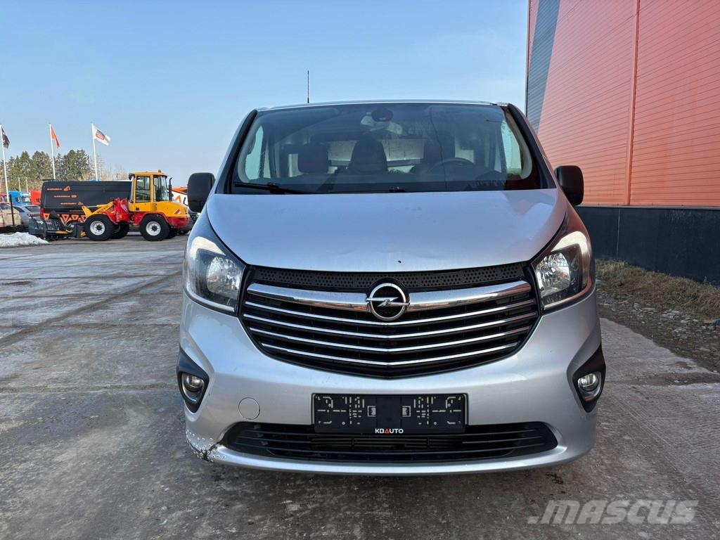 Opel VIVARO-B Vehículos de caha cerrada