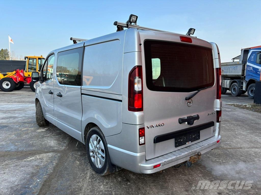 Opel VIVARO-B Vehículos de caha cerrada