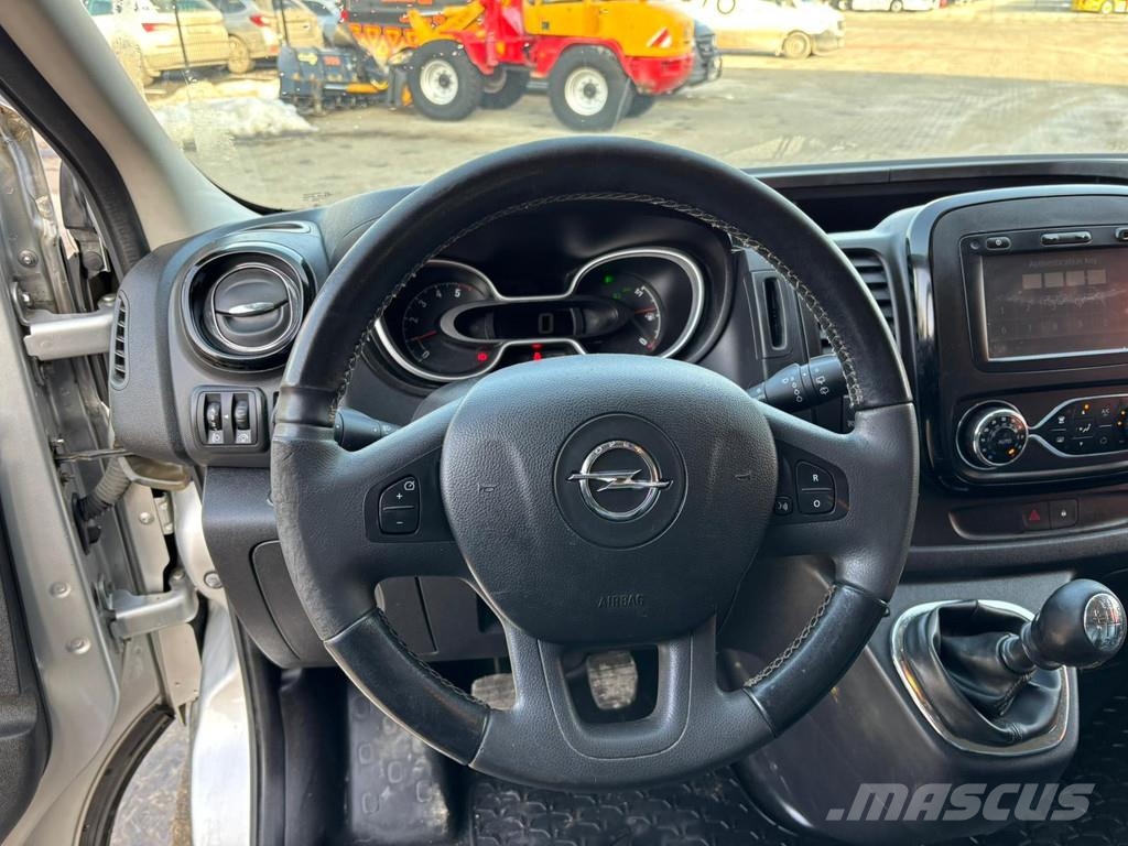 Opel VIVARO-B Vehículos de caha cerrada