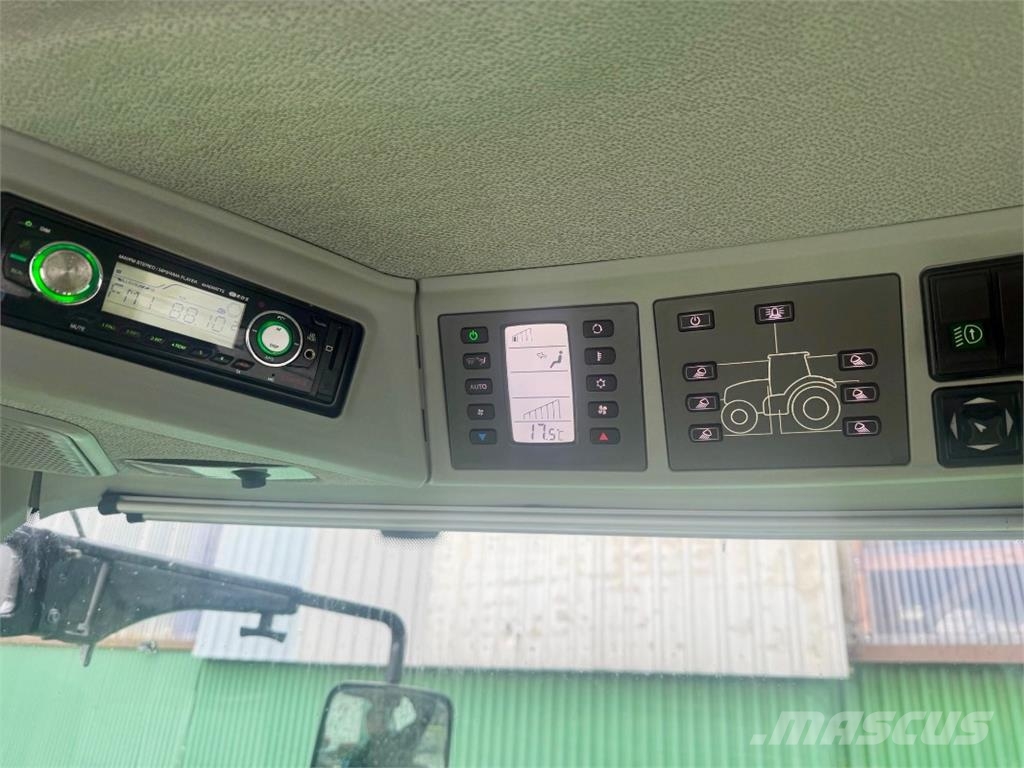CLAAS Axion 920 트랙터