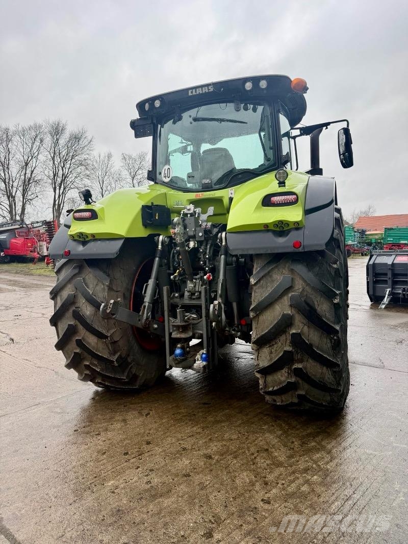 CLAAS Axion 920 트랙터