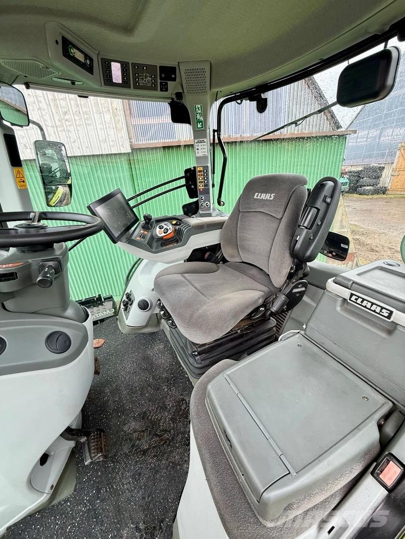 CLAAS Axion 920 트랙터