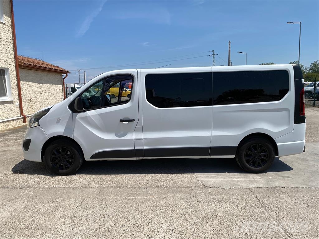Opel Vivaro VIN 878 Mikroautobusai