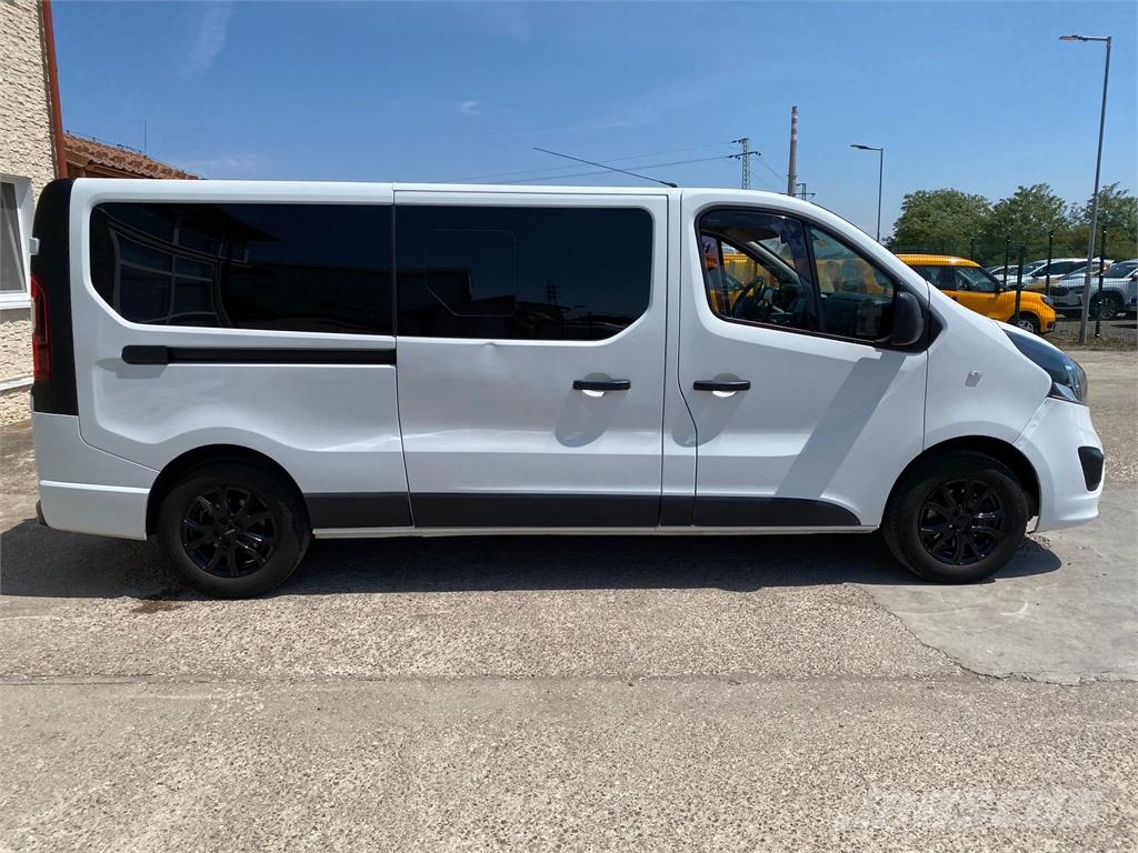 Opel Vivaro VIN 878 Mikroautobusai