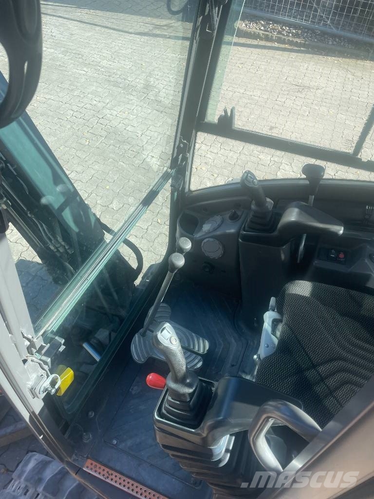 Volvo ECR25D Мини-экскаваторы