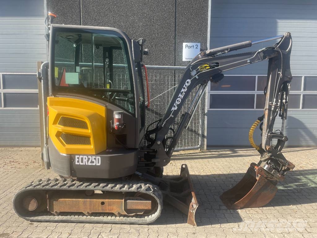 Volvo ECR25D Мини-экскаваторы