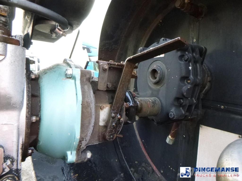 Magyar Bitumen / heavy oil tank inox 30.2 m3 / 1 comp + A Poluprikolice cisterne