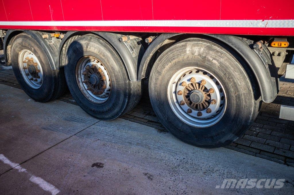 Kraker WALKING FLOOR CF 200-92 m3 Walking floor - semi