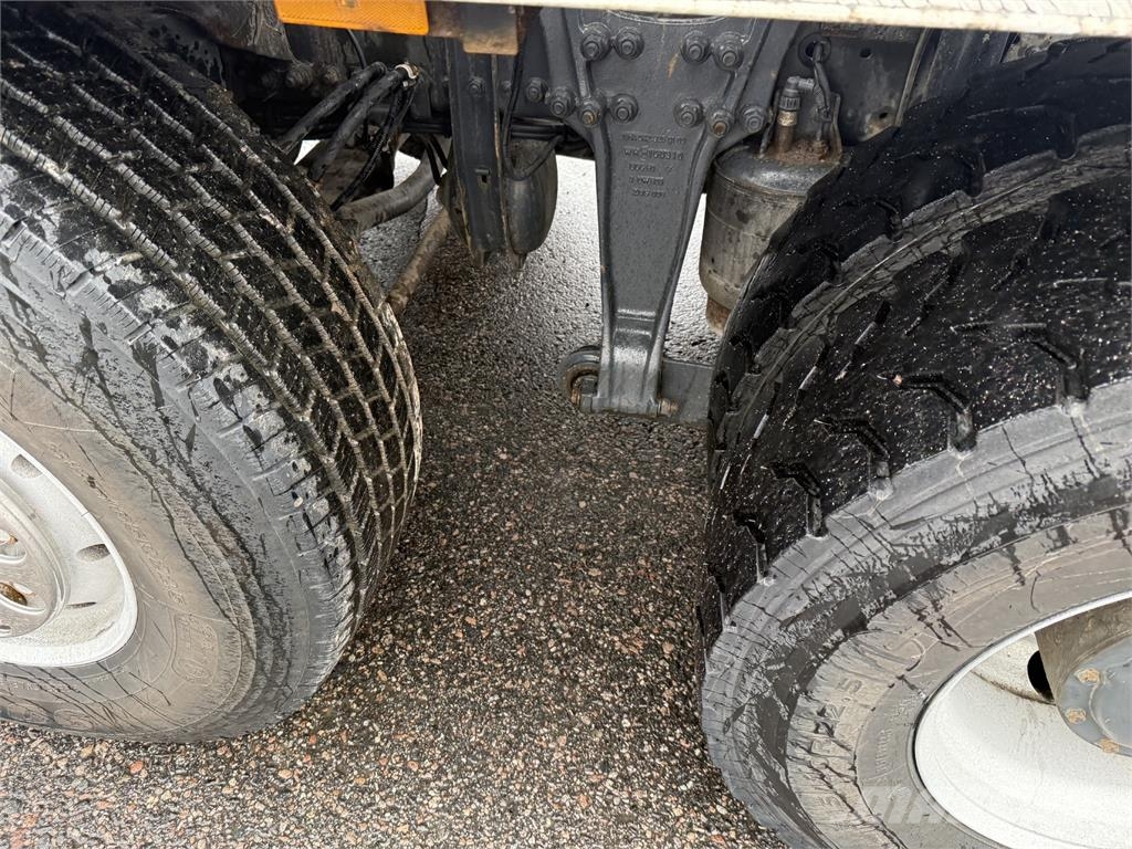Mercedes-Benz Actros 3248L 8X2 Vrachtwagen met containersysteem