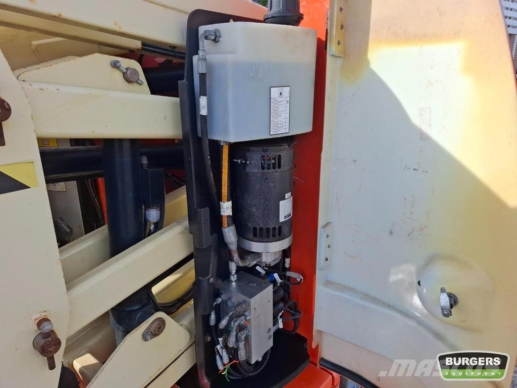 JLG E300 AJP Zglobne podizne platforme