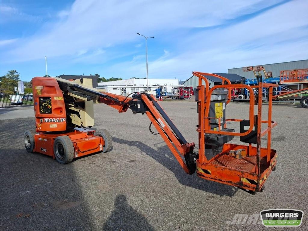 JLG E300 AJP Zglobne podizne platforme