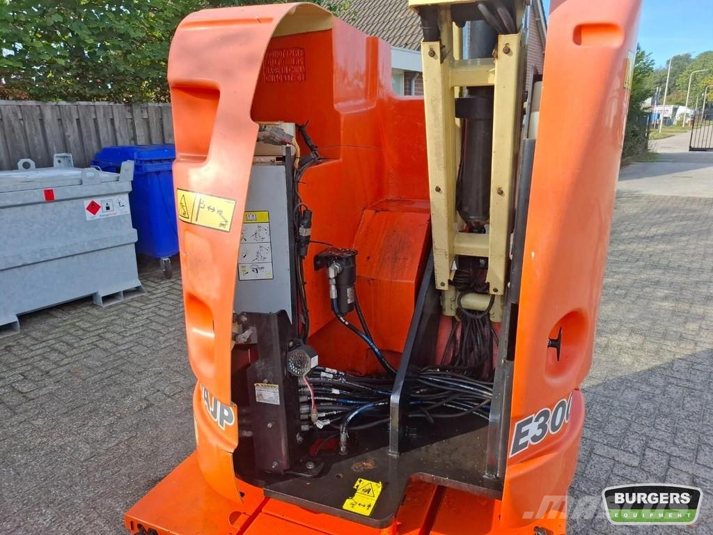 JLG E300 AJP Zglobne podizne platforme