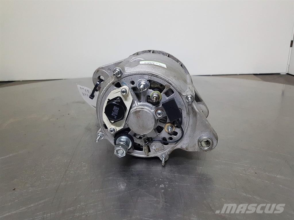 CASE 921C-Cummins 0.120.468.136+-Alternator/Dynamo Engines