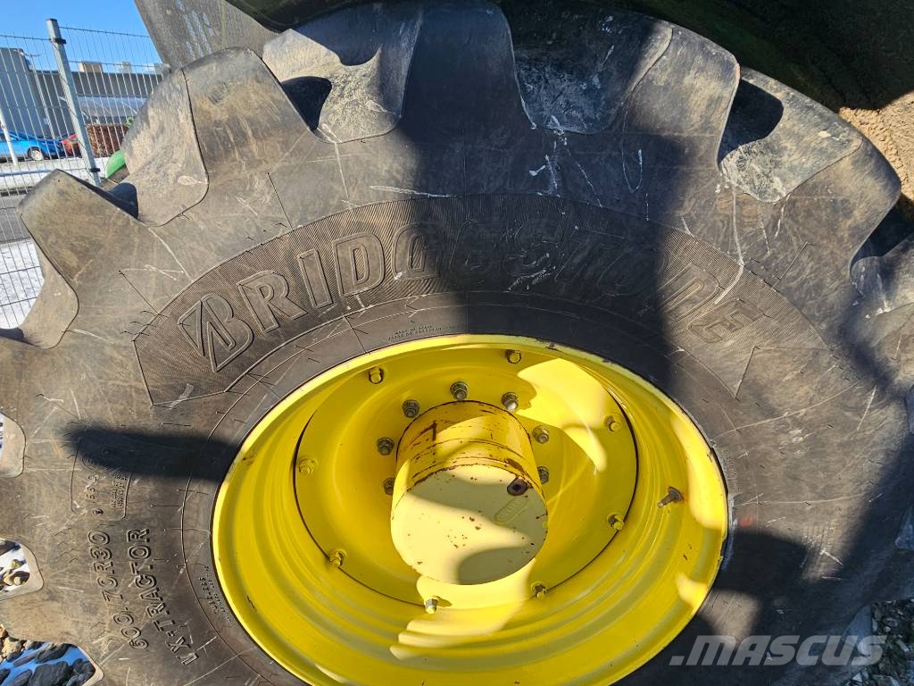 John Deere 6250 R 트랙터