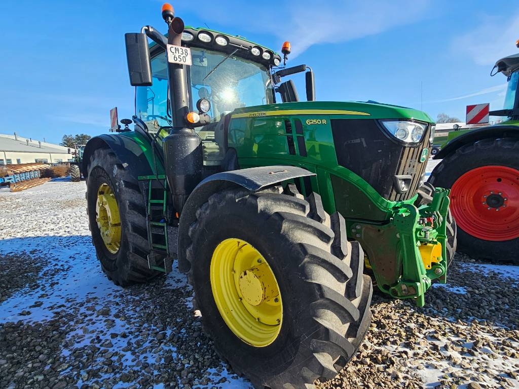 John Deere 6250 R 트랙터