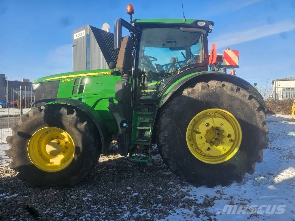 John Deere 6250 R 트랙터