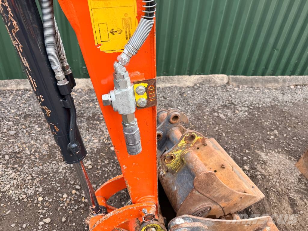 Hitachi ZX 17 U-6 Mini Excavator Mini rýpadlá < 7t