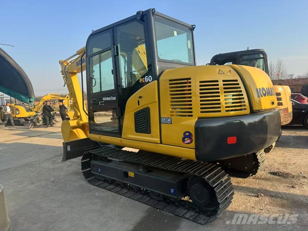 Komatsu PC 60 中型油圧ショベル 7t-12t(ユンボ・パワーショベル・バックホー)