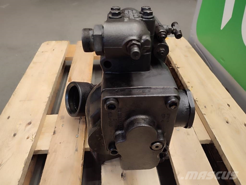John Deere HYDRAULIC PUMP RE587646 JOHN DEERE 8345 R Hydraulika