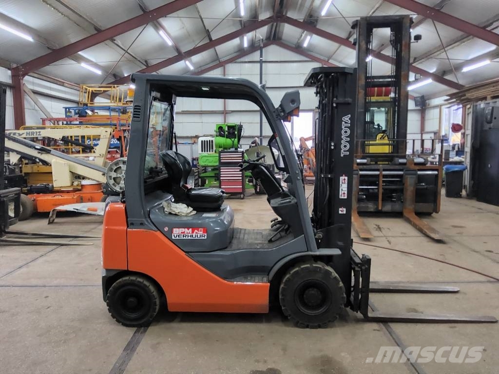 Toyota 1,5Ton heftruck H02-8FGF15 lpg 1.5t forklift Газовые погрузчики