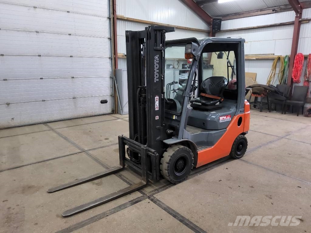 Toyota 1,5Ton heftruck H02-8FGF15 lpg 1.5t forklift Газовые погрузчики