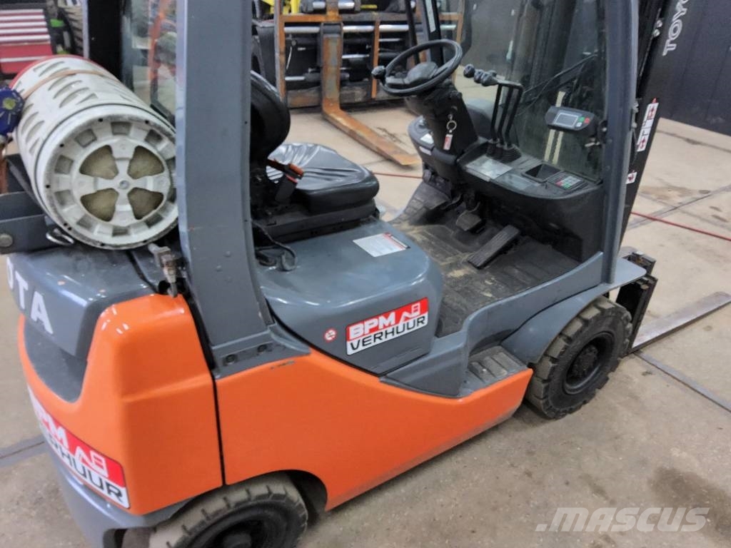 Toyota 1,5Ton heftruck H02-8FGF15 lpg 1.5t forklift Газовые погрузчики