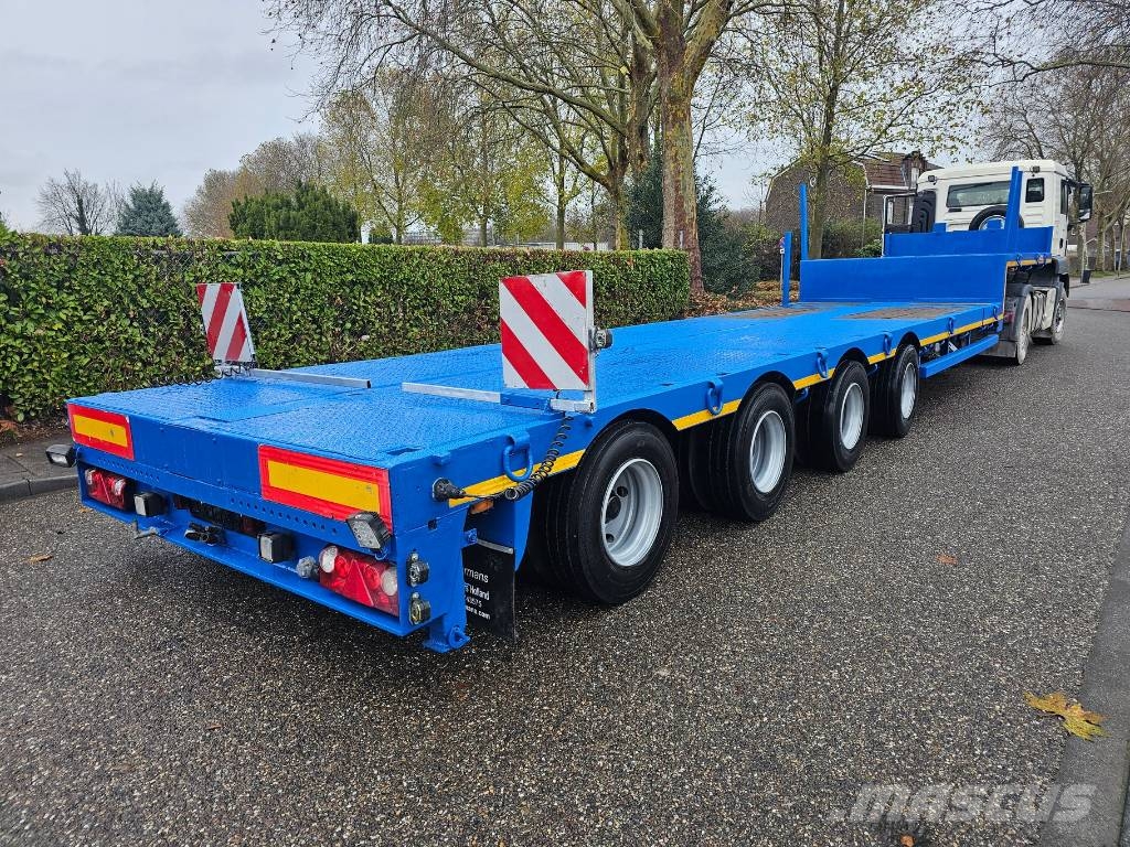 Nooteboom MCO-58-04V Låg lastande semi trailer