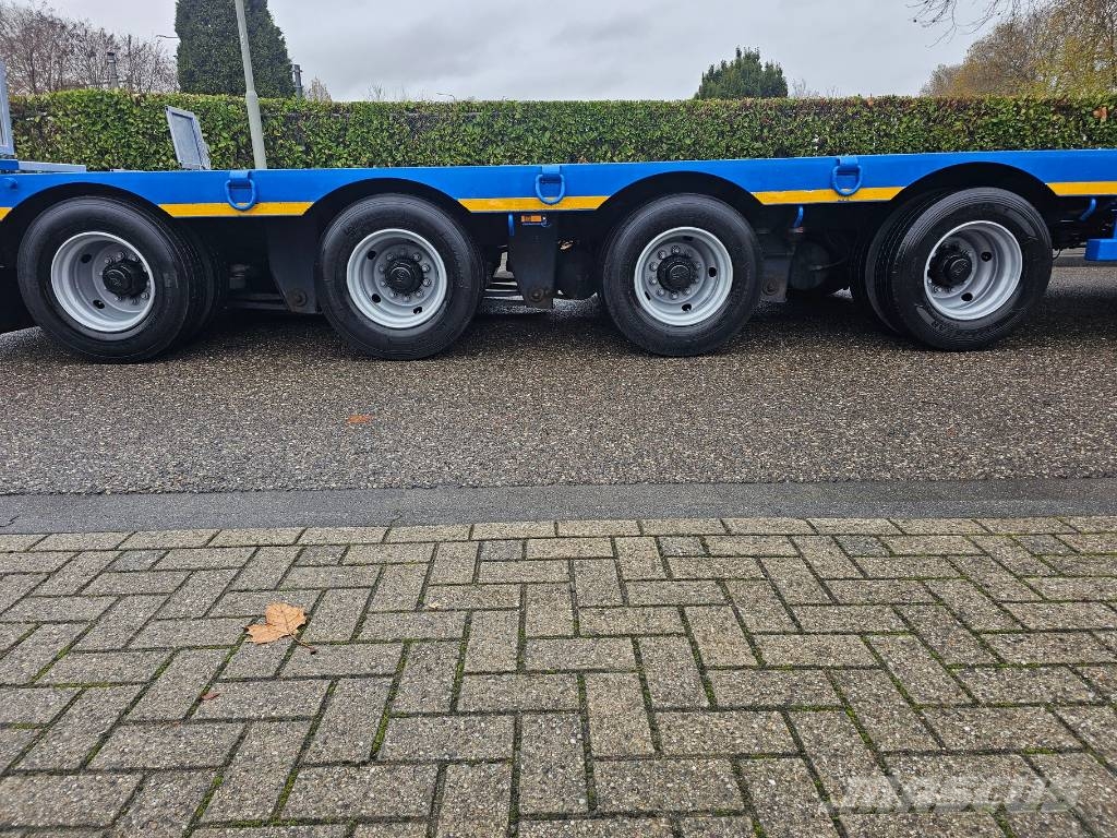Nooteboom MCO-58-04V Låg lastande semi trailer