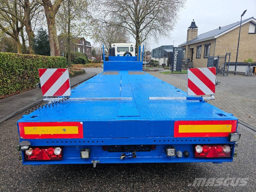Nooteboom MCO-58-04V Låg lastande semi trailer