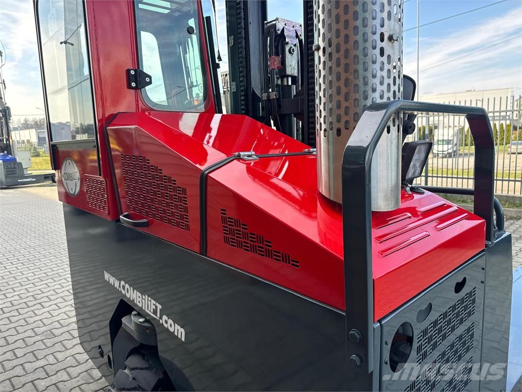 Combilift C4000 // Diesel //Triplex 7500//Like new 四向前伸式堆高機(叉車)