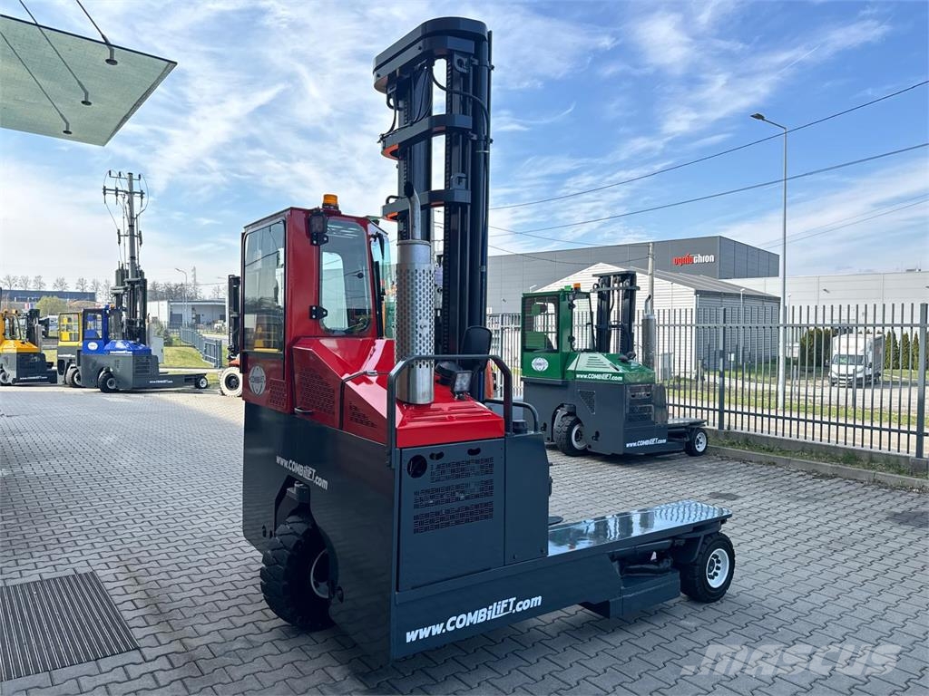 Combilift C4000 // Diesel //Triplex 7500//Like new Nelitietrukit