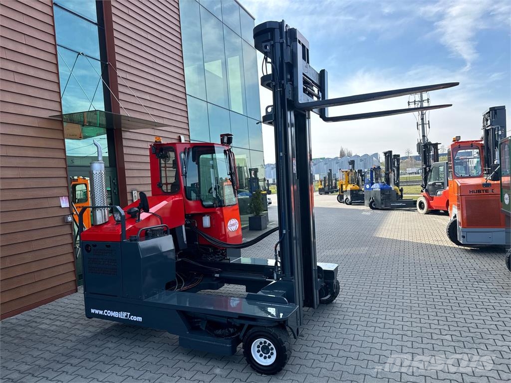 Combilift C4000 // Diesel //Triplex 7500//Like new Nelitietrukit